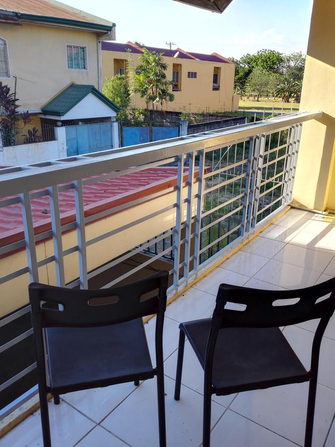 Happy To Mingle Airport Hostel Manila Paranaque City Exterior photo